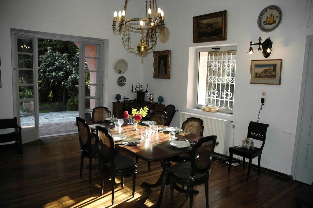 The Villa Averoff Kírinthos Habitación foto